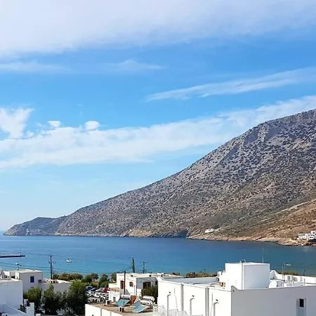 Kamarado Ξενοδοχείο *