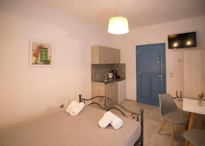 ホテル Kamarado カマライ